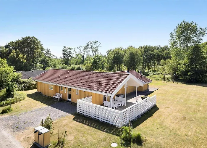 1563-aakirkeby-strandparken-8 Holiday home Vester Somarken