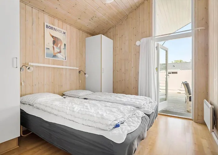 1563-aakirkeby-strandparken-8 Holiday home *