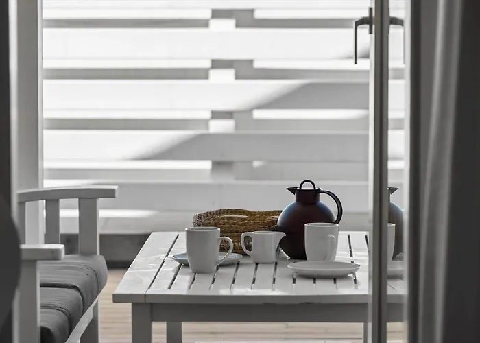 1563-aakirkeby-strandparken-8 * Vester Somarken